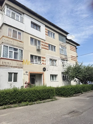 Apartament 3 camere decomandat + mansarda Curtea de Arges - Ivancea - imagine 14