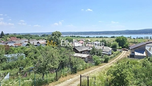 Casă-Pensiune Agroturistica spatioasa P+M Budeasa cu vedere la lac - imagine 15