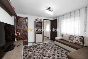 Casa  + anexa în Com.  Petresti, Sat Gherghesti - Dambovița - imagine 3