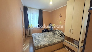 Apartament de 2 camere et.1 zona Piață Razboeni - imagine 3