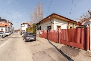 Casa cu potential/ zona Sf Vineri/ 126 mp teren/ Regim urbanistic avantajos - imagine 2