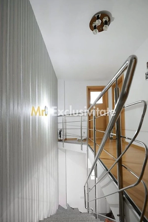 Eremia - Apartament 3 camere + studio | Scara interioara! - imagine 14
