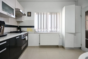 Eremia - Apartament 3 camere + studio | Scara interioara! - imagine 18