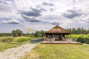 Afacere functionala - MOTEL si CAMPING cu terasa, piscina si lacuri pescuit - imagine 20