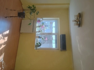 Vând apartament decomandat 2 camere