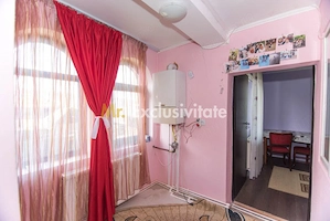Casa cu 3 camere renovata - imagine 7