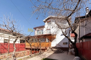 Casa Centrala Pitesti - Exercitiu, Strada Traian - imagine 2
