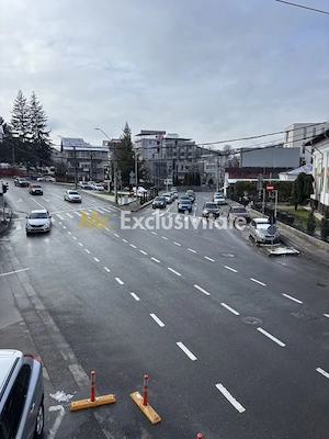 Spațiu birouri / locuință – 181 mp utili, etaj + mansardă în vilă, Centru Piteșt - imagine 4