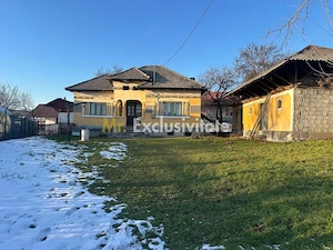 Casa in Com. Priboieni, Sat Pițoi - Comision 0