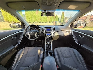 Hyundai i30 1.4 benzina Euro 5 - imagine 2