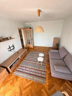 3 camere: 2 dormitoare| Calea Circumvalațiunii| lift| 70 mp