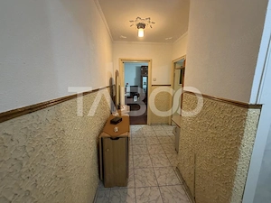 Apartament decomandat 2 camere parter boxa la subsol zona 1 Decembrie - imagine 8