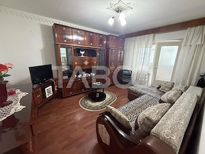 Apartament decomandat 2 camere parter boxa la subsol zona 1 Decembrie - imagine 3