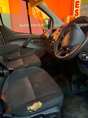 Ford Transit Custom - imagine 2
