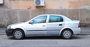 Vând Opel Astra G 1.6 16v, 2002, sedan, benzină