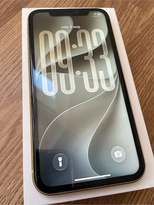 Telefon Apple iPhone 11 64gb memorie liber,baterie 80%.Estetic arata nou iOS 27 vine la cutie cu hus