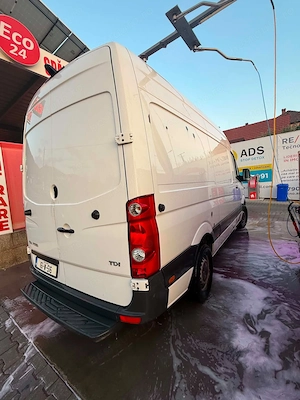 VW CRAFTER (mediu) - an 2016 - imagine 5