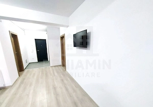 Apartament 2 camere - Platinum Residence - Coresi - Parcare 66.4mp - imagine 3
