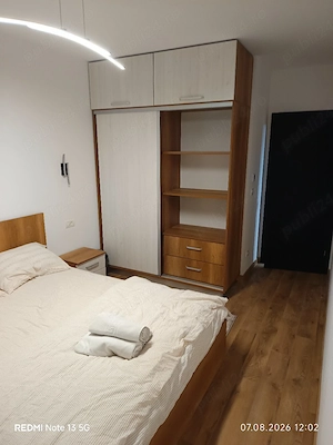 închiriez apartament in regim hotelier  - imagine 4