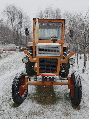 Vând tractor U 650 + plug + disc - imagine 9