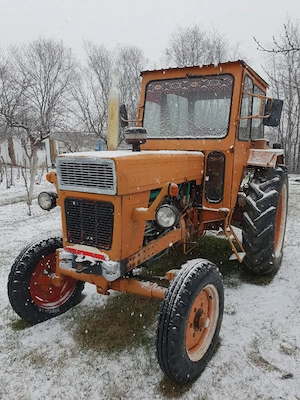 Vând tractor U 650 + plug + disc - imagine 7