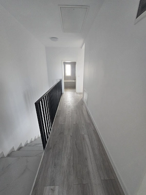 Duplex de Închiriat 4 camere 2 băi 700€ lângă Carrefour - imagine 13