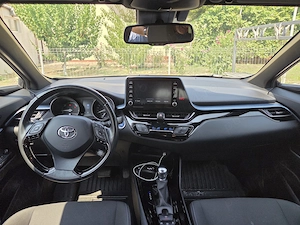 De vânzare: Toyota C-HR Hybrid   Noiembrie 2021 - imagine 10