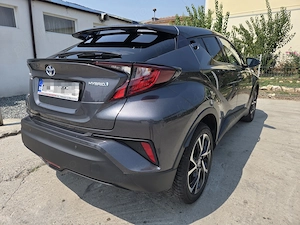 De vânzare: Toyota C-HR Hybrid   Noiembrie 2021 - imagine 4
