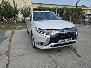 De vânzare: Mitsubishi Outlander PHEV Intense   05.2020