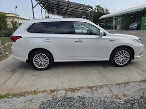 De vânzare: Mitsubishi Outlander PHEV Intense   05.2020 - imagine 4