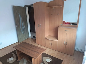 Ofer spre inchiriere ap 2 camere, decomandat, Zona 300 - imagine 8
