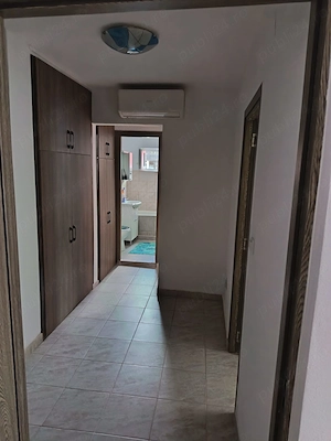 Ofer spre inchiriere ap 2 camere, decomandat, Zona 300 - imagine 9