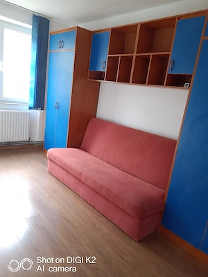 Apartament decomandat cu 2 camere în zona centrală a municipiului Reșița, jud. Caraș-Severin. - imagine 4