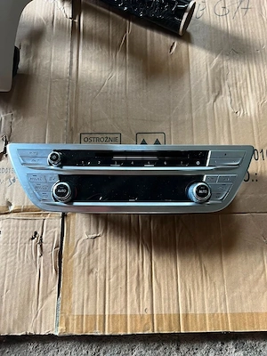 Panou clima BMW seria 7 G11 G12 cod 6822774