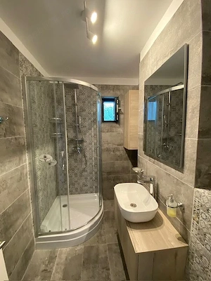 Apartament 2 camere modern,renovat -de inchiriat   Astra Brasov - imagine 10