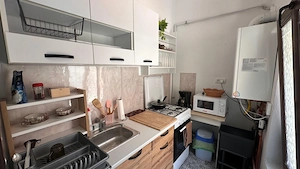 Apartament renovat 50mp zona 9 Mai - imagine 5