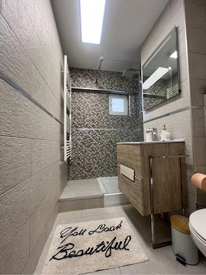 Vand apartament 4 camere    90 mp   Centrul orașului - imagine 6