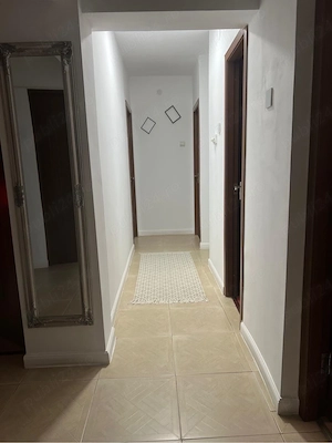 Vand apartament 4 camere    90 mp   Centrul orașului - imagine 3