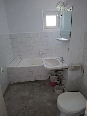 Apartament 3 camere, decomandat, pe Bulevardul Decebal, 66,76 mp utili + balcon (zona LIDO  Spital) - imagine 9