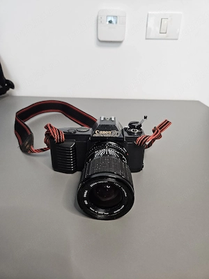 Canon T50 + obiectiv
