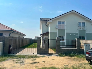 Duplex premium 3 camere, 80 mp utili, teren 300 mp, mobilat la comandă și terasă acoperită! - imagine 4