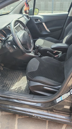 Citroen C3 1.6 HDI 92 cp an 2011 - imagine 7