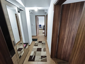 închiriez apartament 2 camere  - imagine 3