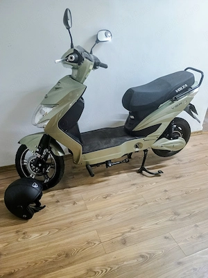 Scuter Electric marca VTA, tip VSX