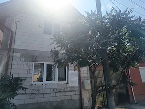 casa de vanzare