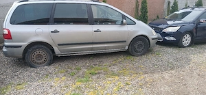 vand mai multe auto ptr refacere sau dezmembrări 