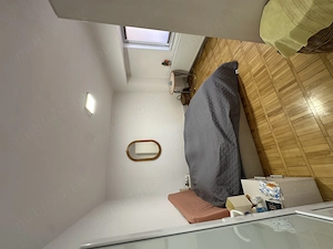 Vând apartament 3  camere Reșița. - imagine 5