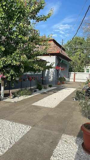 Azil de bătrâni în funcțiune se vinde pentru ca nu mă pot ocupa de el.