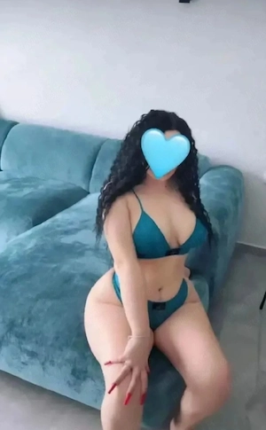 Bruneta sexy
