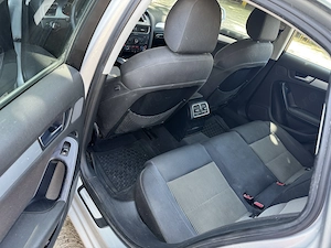 Audi A4 B8 2.0 TDI - imagine 8